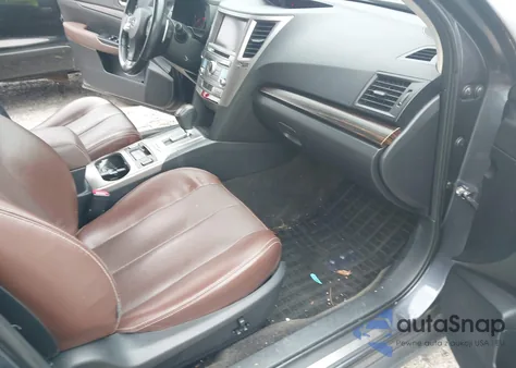 2014 Subaru Outback 2.5I Limited z USA, uszkodzony, nr VIN 4S4BRCPC5E3309416